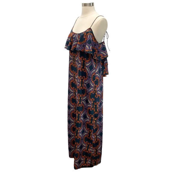 Bohemian Floral & Geo Print Maxi Dress With Loose Flowy Bodice By Hive & Honey - Picture 4 of 12